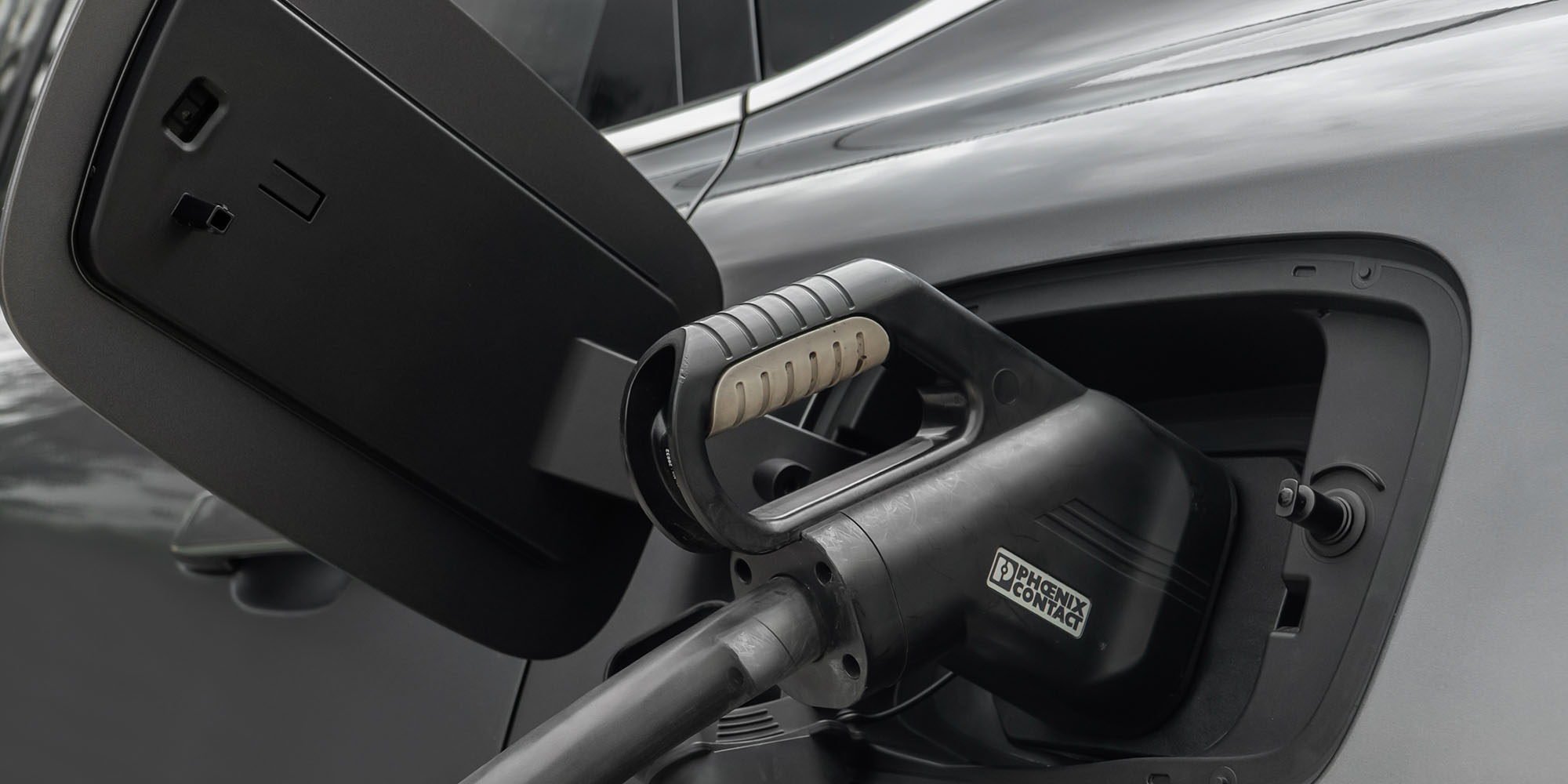 puerto de carga, 100% eléctrica